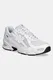 Superge New Balance 740