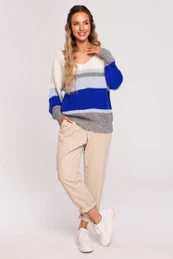 Woman's Sweater M686 Model 3