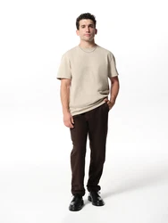 ABOUT YOU x Jaime Lorente Hose 'Leandro' schoko