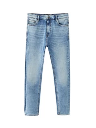 Jeans hellblau