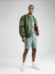 Iriedaily Shorts 'Corvin' mint/weiß