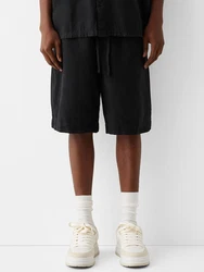 Bershka Shorts schwarz