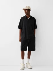 Bershka Shorts schwarz