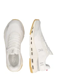 On Sneaker 'Cloudnova Form 2' hellgrau/weiß