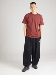Nike Sportswear T-Shirt 'Premium Essentials' rostbraun