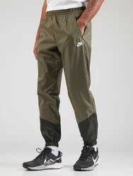 Nike Sportswear Hose Windrunner oliv/dunkelgrün