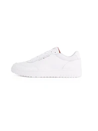 Sneaker wei