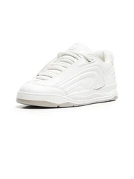 Sneaker wei