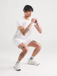 On Sportshirt beige / weiß