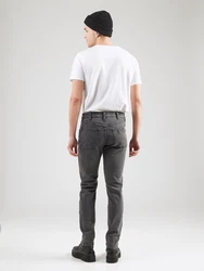 WRANGLER Jeans Larston schwarz