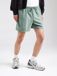 New Balance Sportshorts Sport Essentials Short hellgrün/weiß