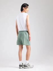 New Balance Sportshorts Sport Essentials Short hellgrün/weiß