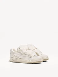 Bershka Sneaker offwhite