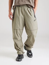 Nike Sportswear Hose 'Tech' khaki