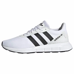 Sneaker ''''Swift Run RF'''' weiß / schwarz