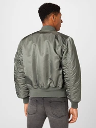 ALPHA INDUSTRIES Jacke 'MA-1' oliv / rot