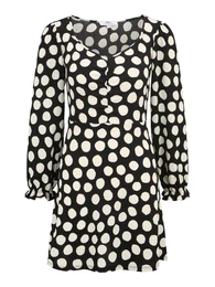 Dorothy Perkins Petite Šaty černá / bílá