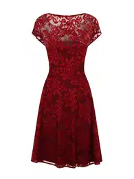 Šaty rubínově červená