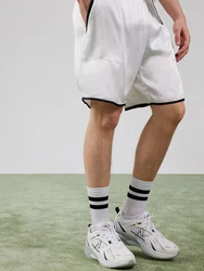 ABOUT YOU x Rewinside Shorts 'Aras' schwarz/weiß