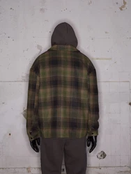 ABOUT YOU x Rewinside Jacke Adrian ocker/grün/schwarz