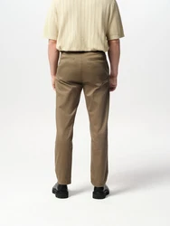 ABOUT YOU x Jaime Lorente Hose 'Timur' oliv