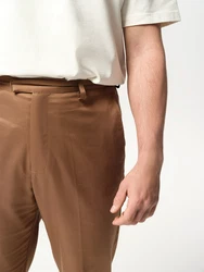 ABOUT YOU x Jaime Lorente Hose 'Rico' braun