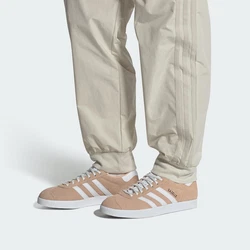 ADIDAS ORIGINALS Sneaker 'Gazelle' puder/weiß