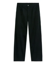 Arket Lockere Hose aus Baumwolle Schwarz, Chinohosen in Größe 48. Farbe: Black