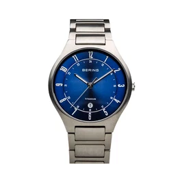 Herren Analog Quarz Titanium Collection Armbanduhr mit Titan Armband und Saphirglas