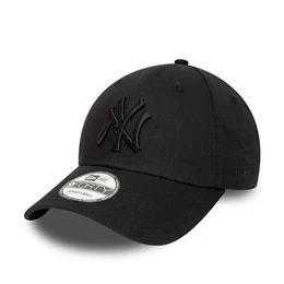 New York Yankees MLB League Essential Black on Black 9Forty Cap - One-Size