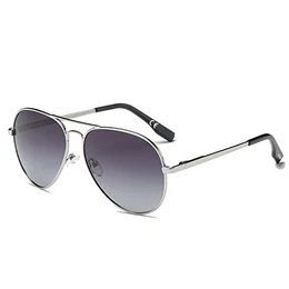 AMZTM Klassisch Mode Doppelbrücke Metall Silber Rahmen Pilotenbrille Verlaufsglas Grau Linsen Polarisiert Damen Und Herren Aviator Sonnenbrille