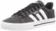 adidas Herren Daily 3.0 Fitnessschuhe, Negbás/Ftwbla/Negbás, 43 1/3 EU
