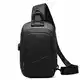 Cross Bodybag Herren, Anti-Diebstahl Sling Bag Herren Brusttasche Umhängetaschen Schultertasche Herren mit USB Ladeanschluss Kopfhörer Loch für Reise Arbeit Sport Outdoor Freizeit