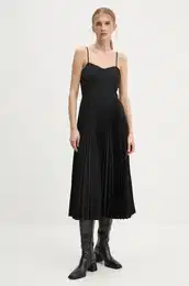 Obleka in pulover iz volnene meanice