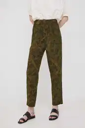 Hlae ensko, zelena barva,