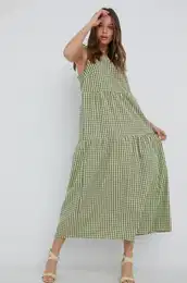 Obleka zelena barva,