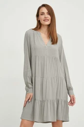 Obleka zelena barva,