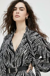 Bluza enska, rna barva