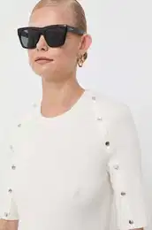 Pulover s primesjo volne