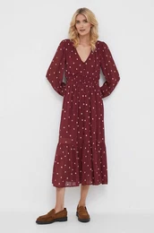 Obleka bordo barva