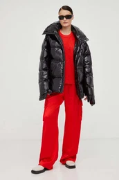 Puhovka Ilona Gloss enska, rna barva