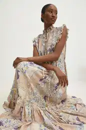 Haljina boja: ruiasta, midi, oversize