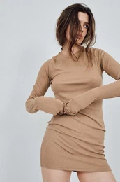 Obleka MUUV. LIGHT RIB rjava barva