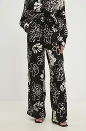 Hlae enski, be barva