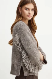 Pulover s primesjo volne