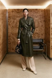 Balonar enski, zelena barva