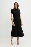 Tommy Hilfiger obleke