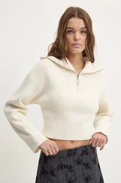 Pulover s primesjo volne