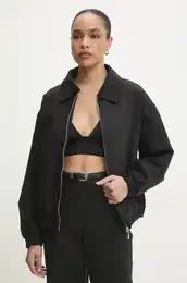 Jakna rna barva