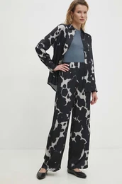 Hlae enski, mornarsko modra barva